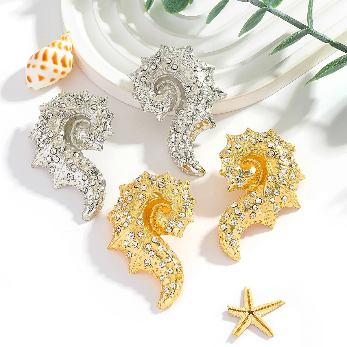 Boucles d'oreilles en forme de coquille de conque plaqué or