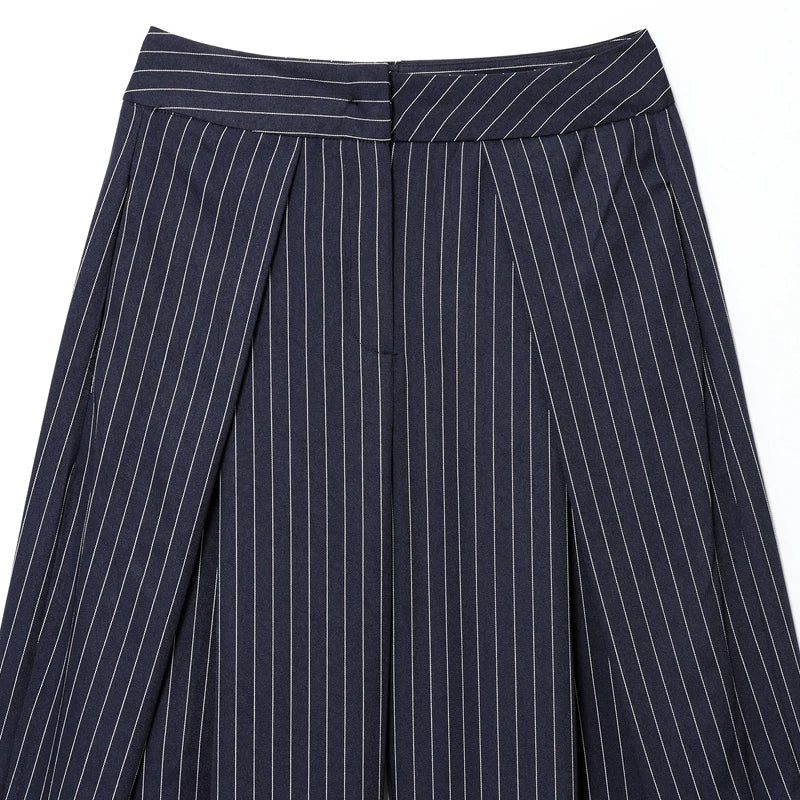 Pantalon plissé rayé