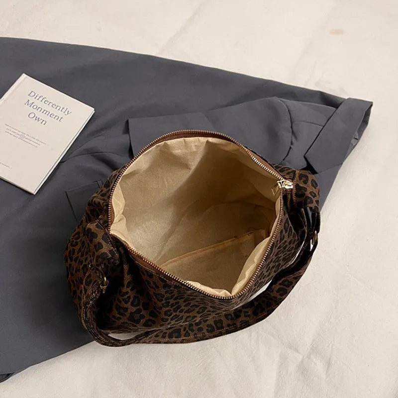 Sac à bandoulière en Textile doux pour femmes, tendance, décontracté, grande capacité, imprimé léopard, rétro, pour les déplacements et les sorties