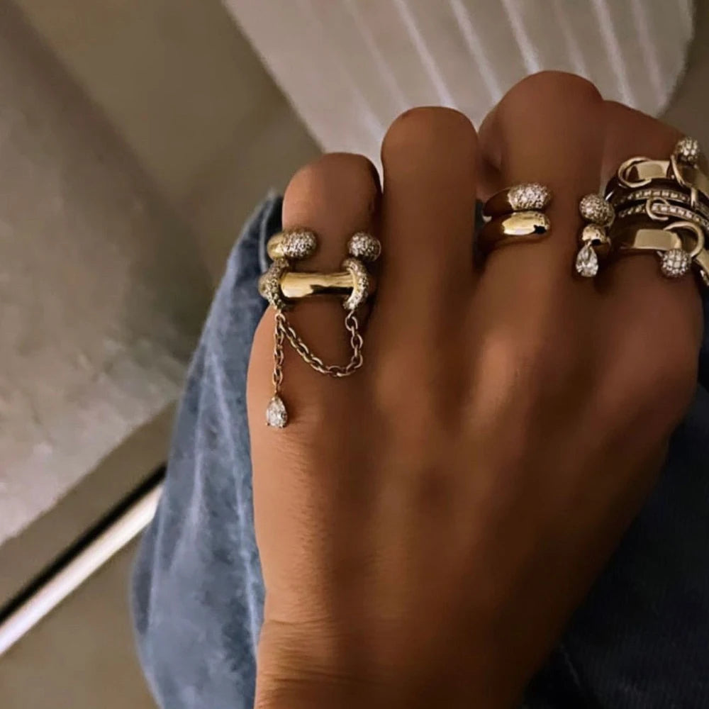 Bague avec chaine goutte d'eau