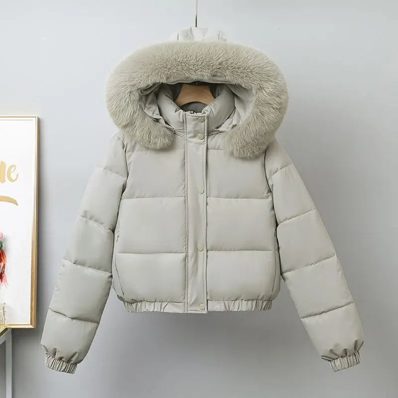 Manteau avec col en fourrure