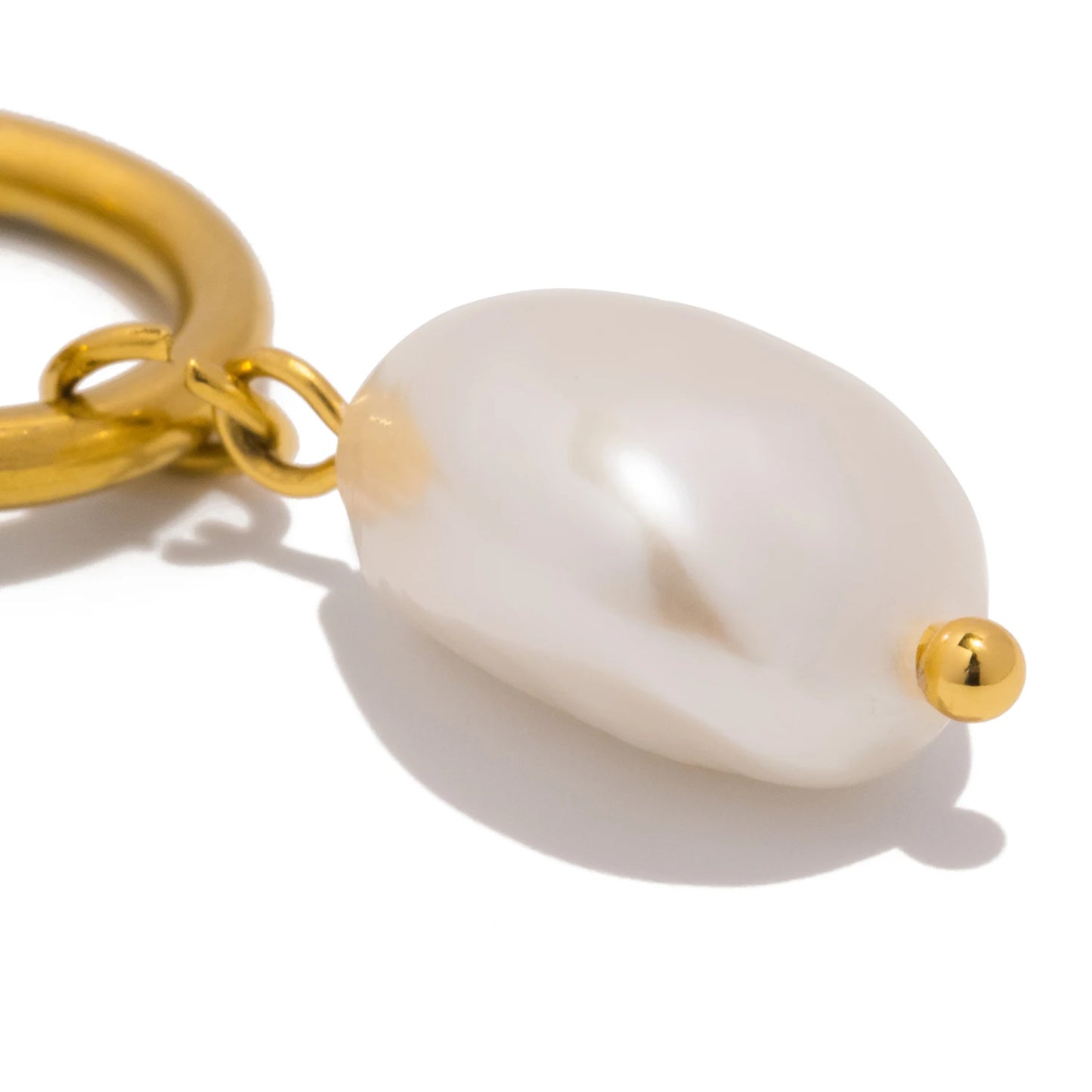 Collier élégant avec pendentif en perles naturelles en acier inoxydable