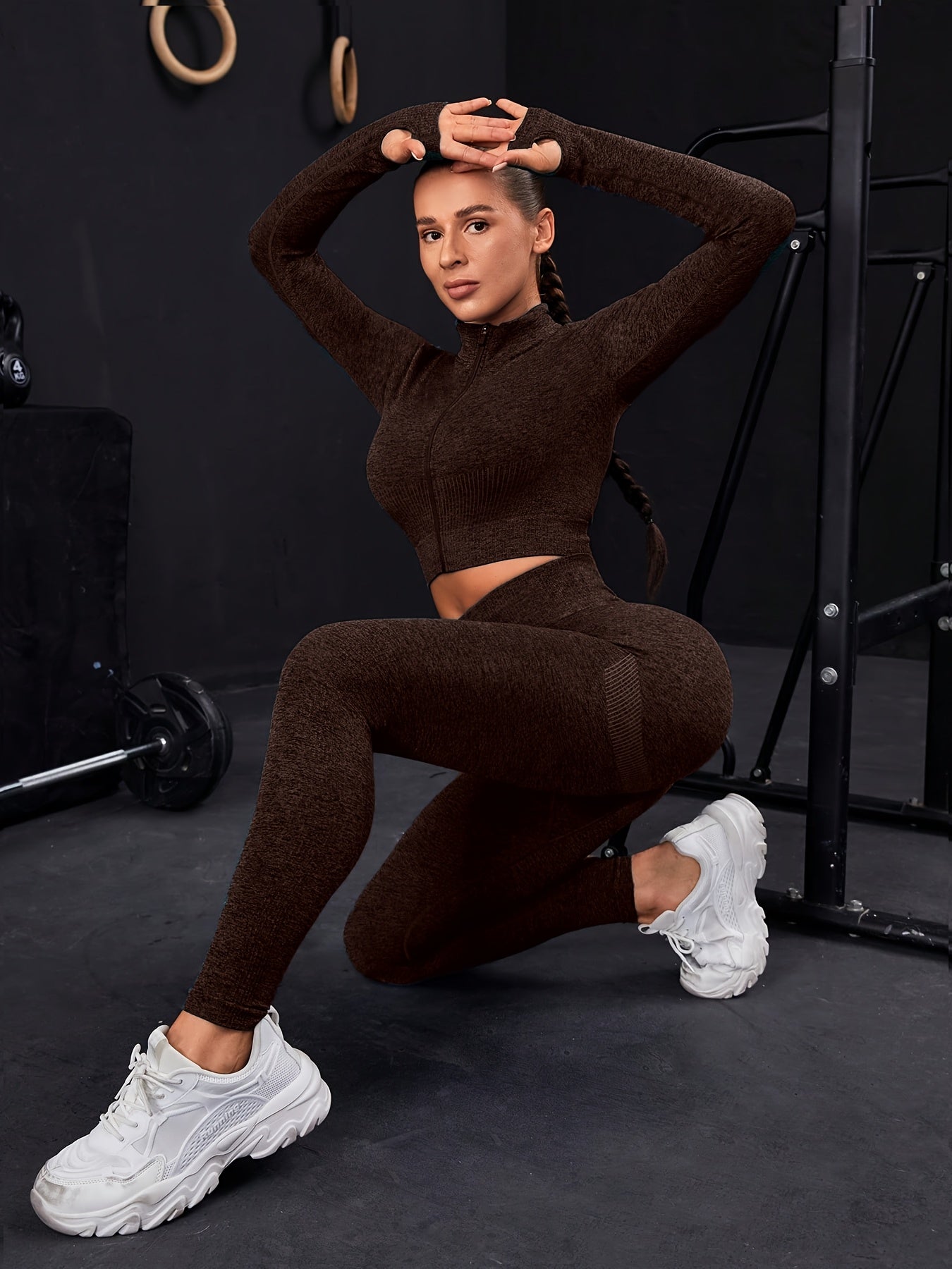 Ensemble de sport zippé sans couture avec trou pour le pouce et ourlet cousu