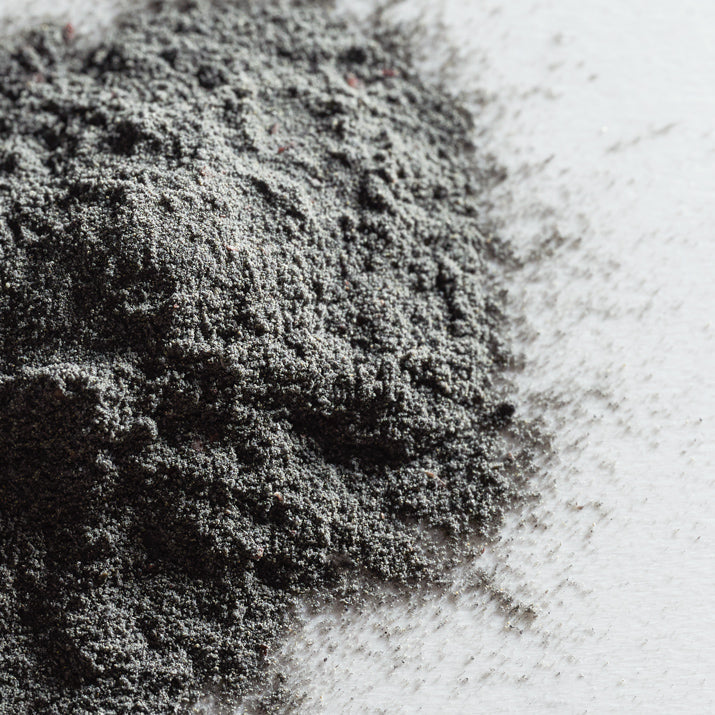 Poudre nettoyante et masque visage au charbon takesumi 2 en 1